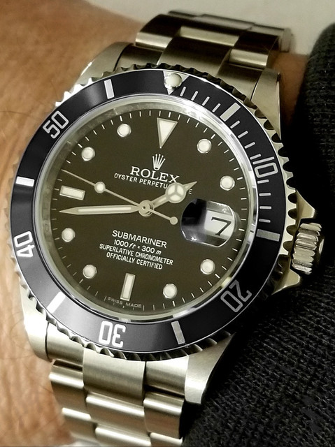 16082344843281