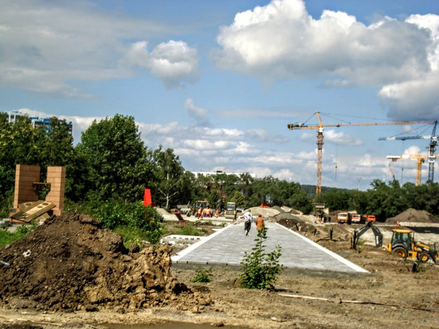 i-18