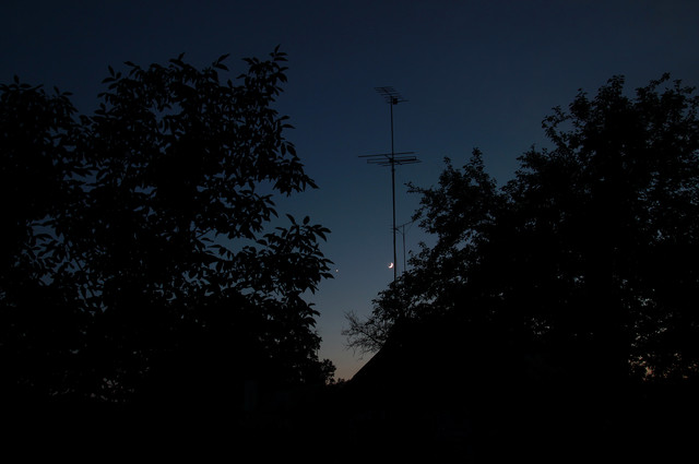 100f005m