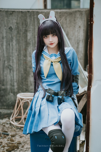 003