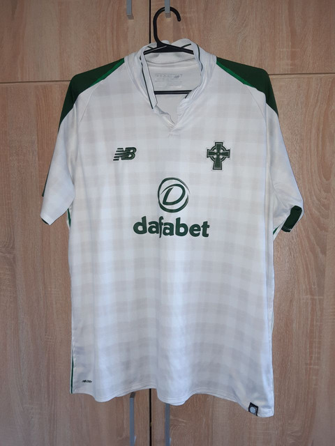 celtic-18-away