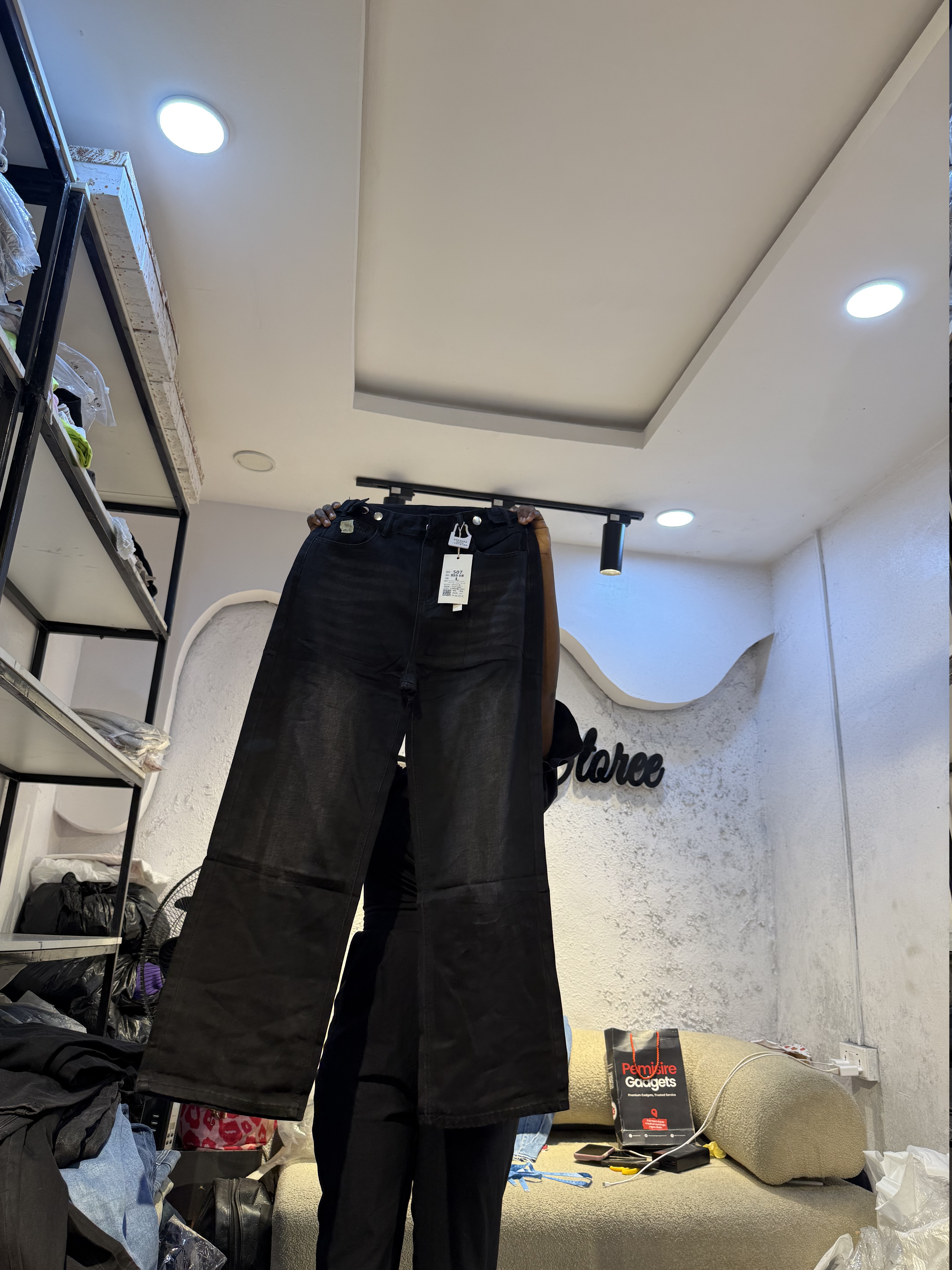 Waist 30