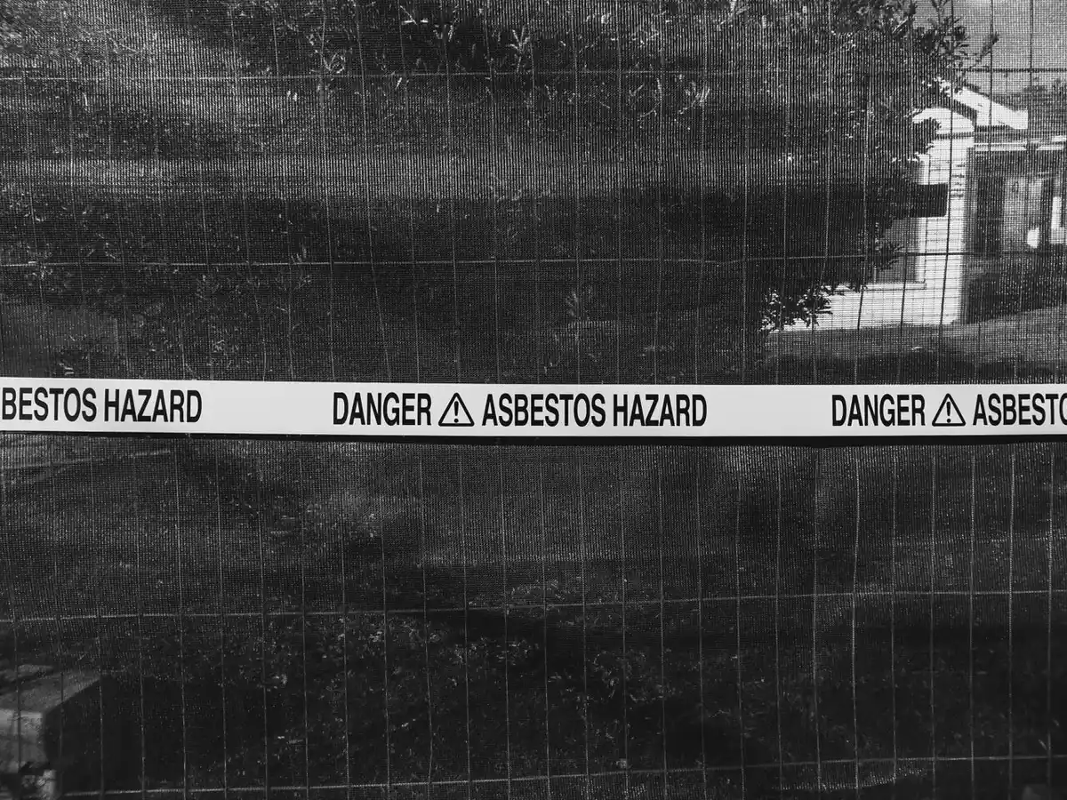 Asbestos Exposure and Lung Cancer Screening Gaps May Endanger Lives