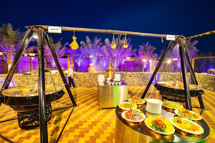 Royal Desert Safari Tour Dubai Night Camp