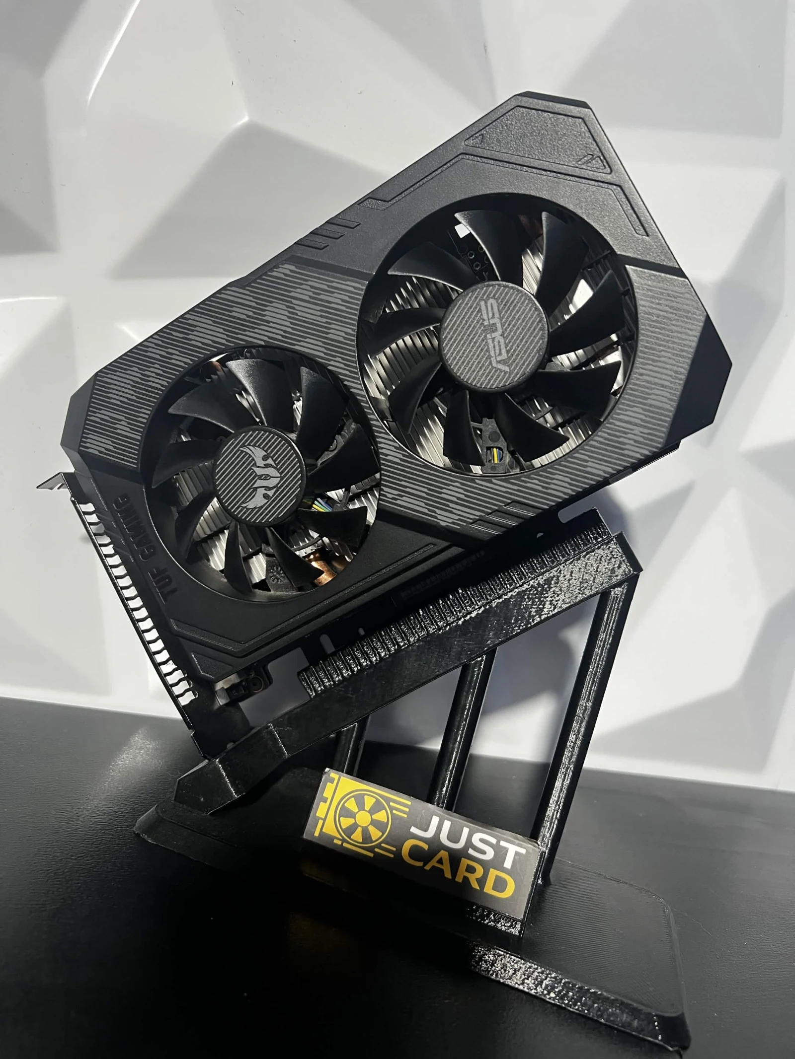GTX 1650 4GB ASUS TUF Gaming Occasion — photo 1