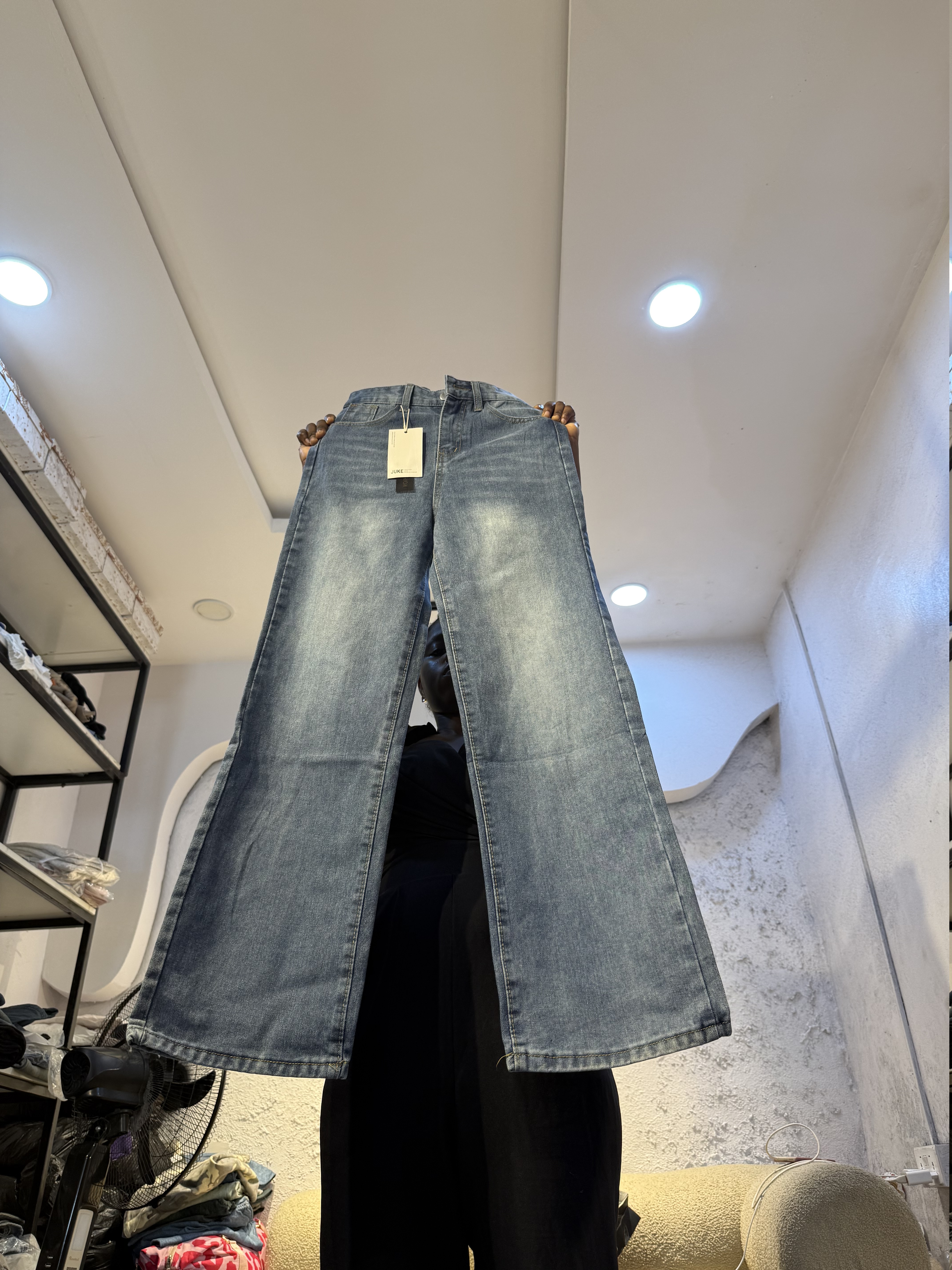 Waist 28