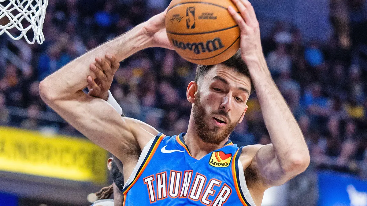 Lakers Face Thunder in Game 2 Showdown