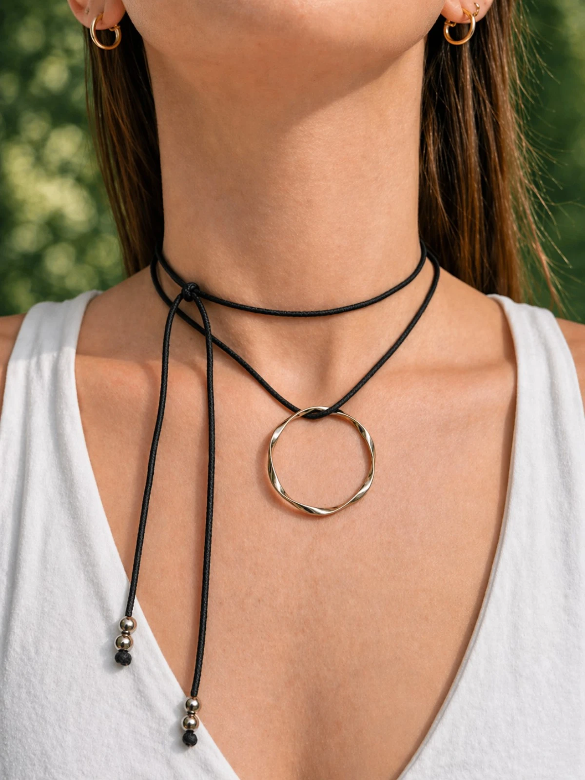 Collar Ondas de Metal