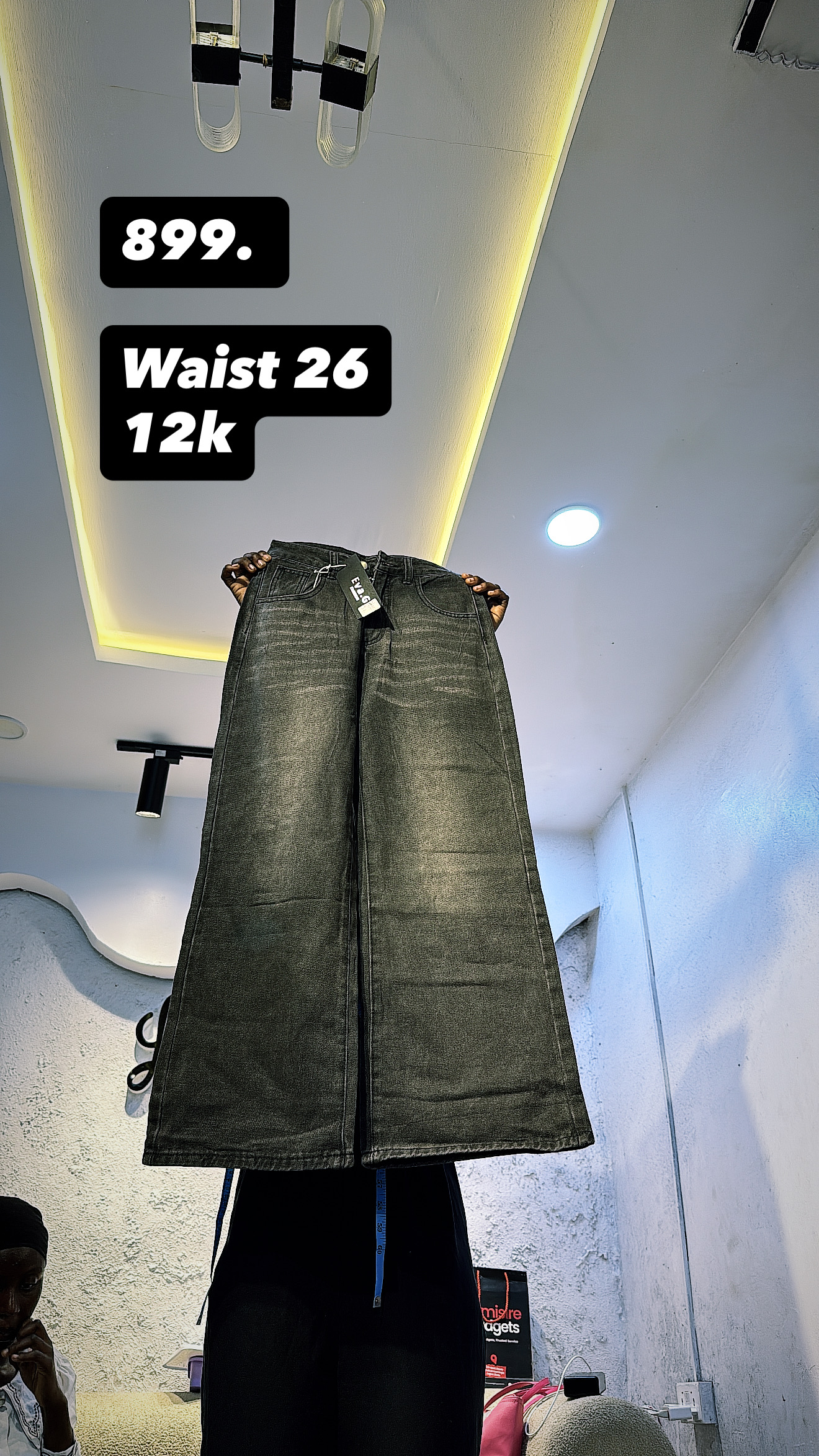 Waist 26