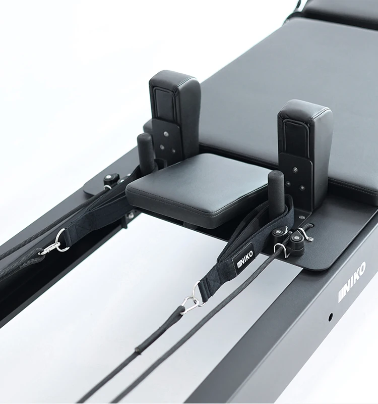 White Cold-Rolled Steel Pilates Reformer Trainer INIKO R001A for Yoga Studio