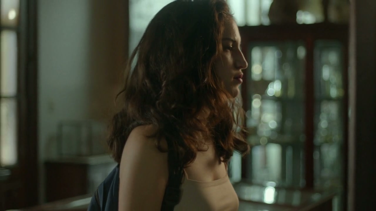 Camila Comes Out Tonight Screenshot