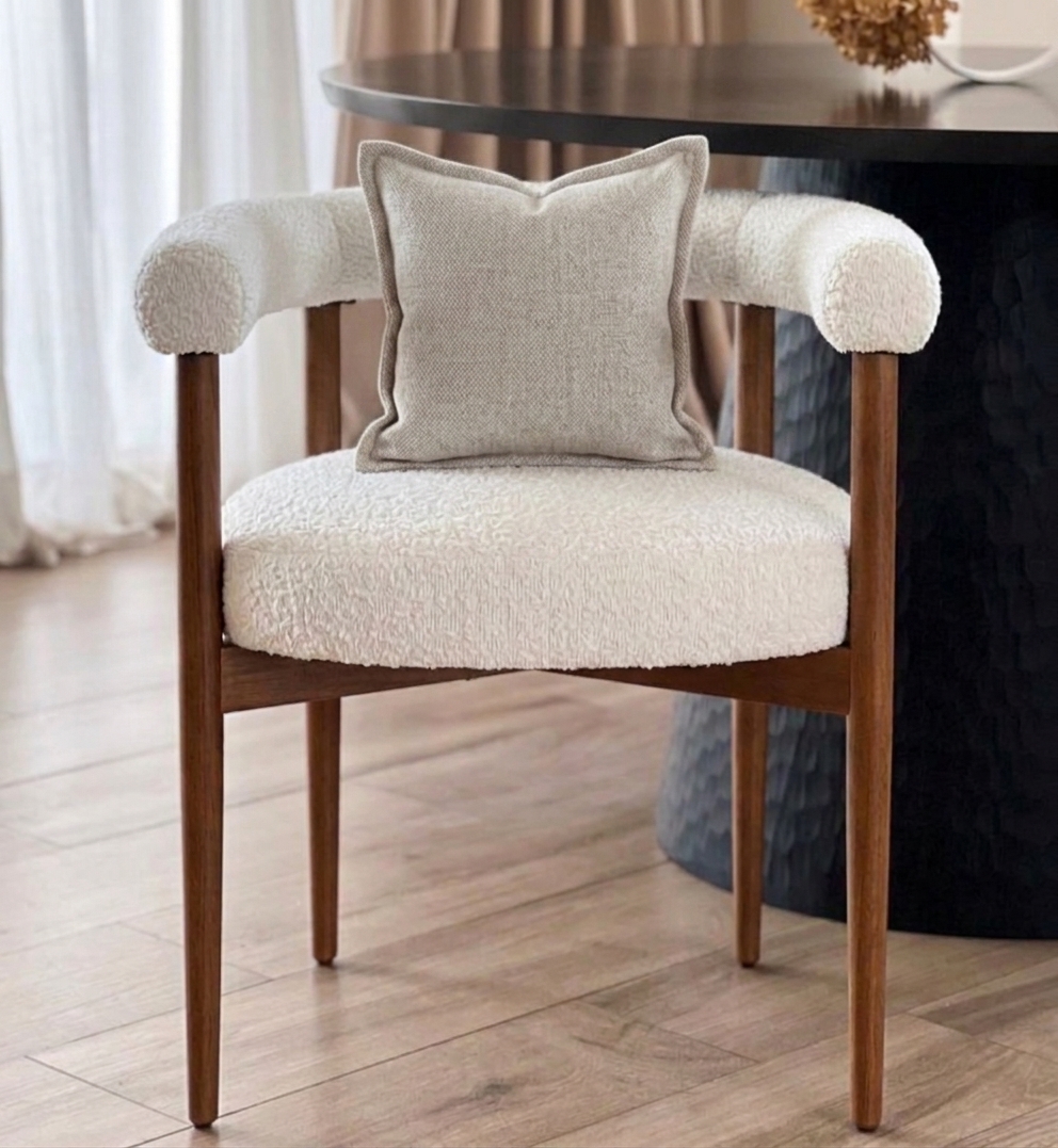Detalles de la Silla Mila
