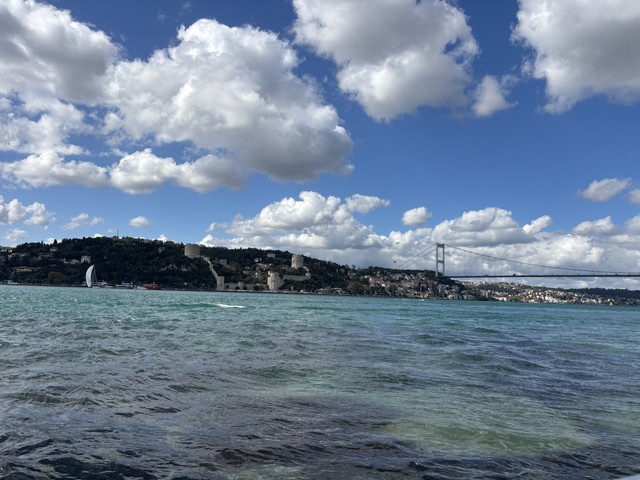 bugün istanbul'la birbirimizi idare ediyoruz.
