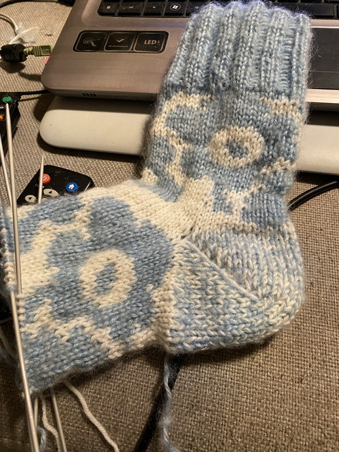 4-F333-D6-F-B4-A0-48-A8-B722-2892-FBAAF5