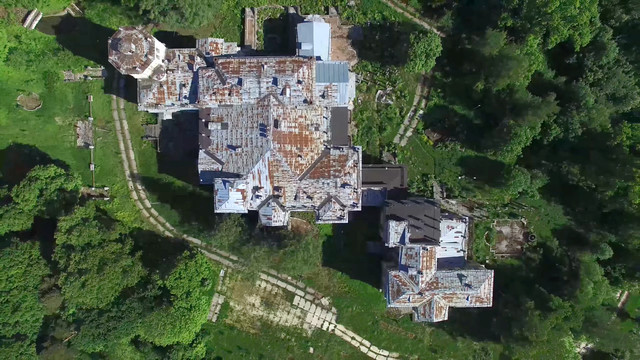 manor3.jpg