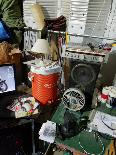 shop-desk