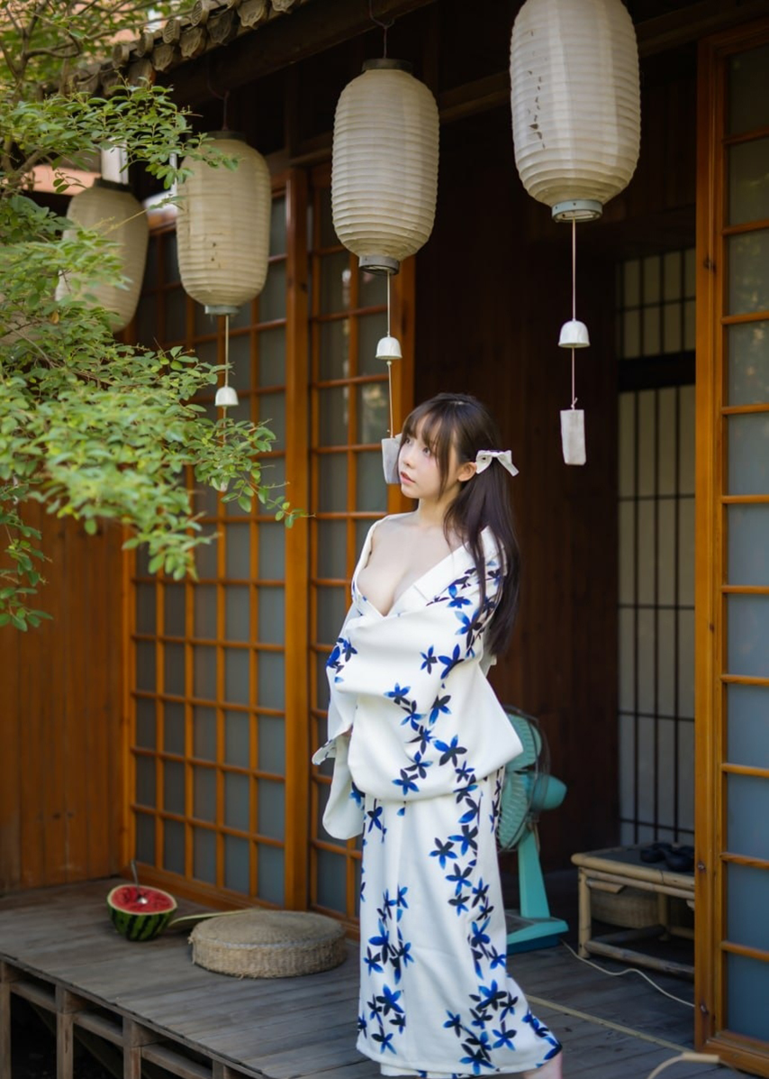六味帝皇酱 夏日和服 041
