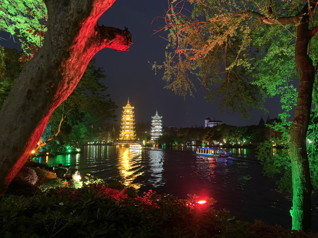 Украденное солнце. Universal Beijing Resort, Гуйлинь, Фужун, Чжанцзяцзе, Фэнхуан, Яншо. 8-17 апреля 2026. Украденное солнце. Universal Beijing Resort, Гуйлинь, Фужун, Чжанцзяцзе, Фэнхуан, Яншо. 8-17 апреля 2026.