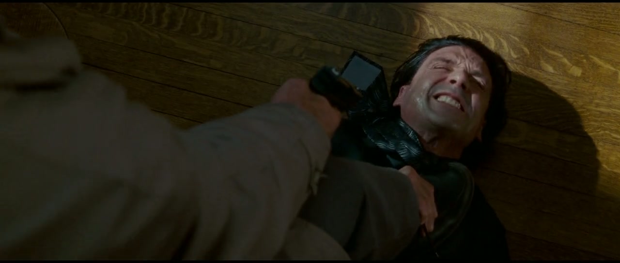 Edge of Darkness Screenshot
