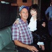 LARI WHITE
