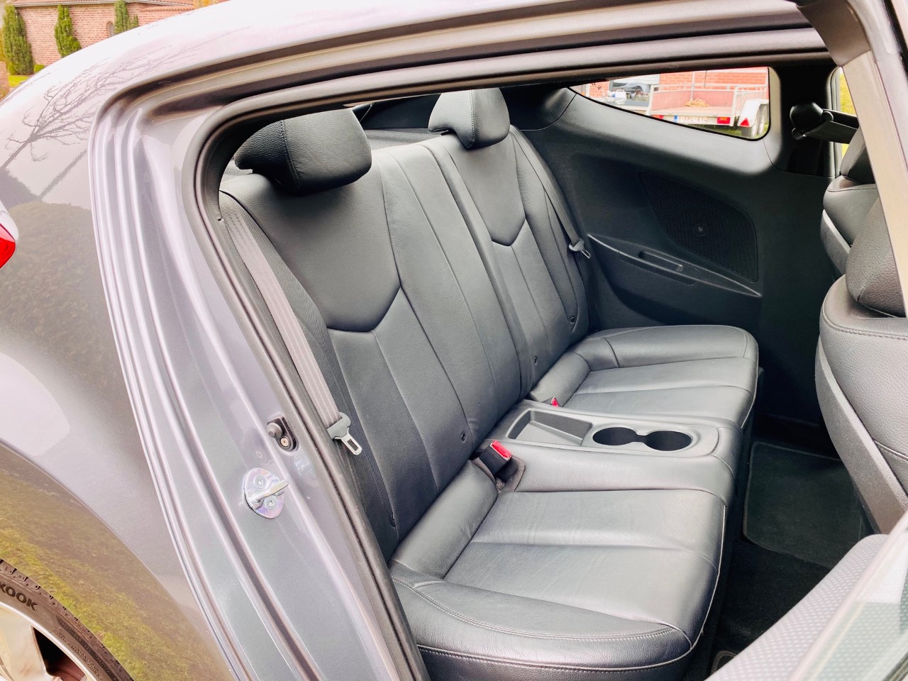 veloster202010.jpg