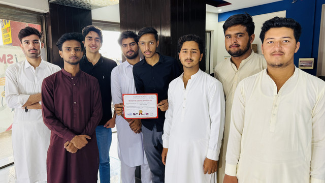 Mobile Repairing Course i Smart Training Institute (32).jpg