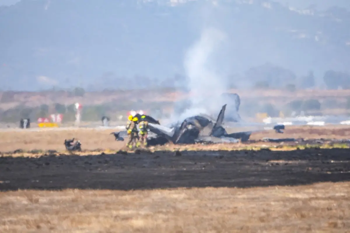 Avion F-35 prăbușit lângă baza Top Gun: Incendiul spectaculos șochează California