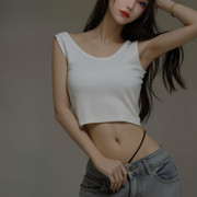 (11)