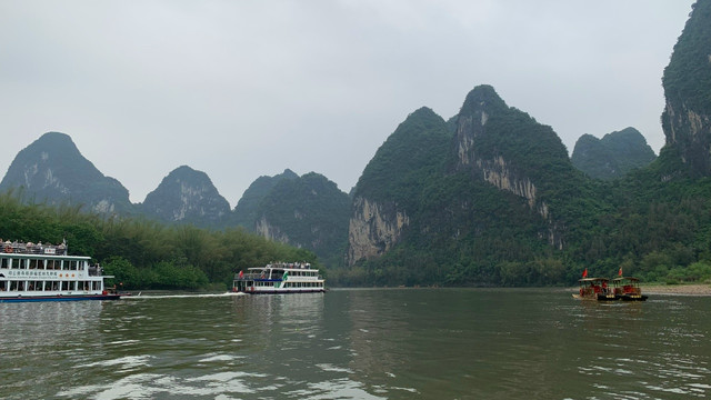 Украденное солнце. Universal Beijing Resort, Гуйлинь, Фужун, Чжанцзяцзе, Фэнхуан, Яншо. 8-17 апреля 2026. Украденное солнце. Universal Beijing Resort, Гуйлинь, Фужун, Чжанцзяцзе, Фэнхуан, Яншо. 8-17 апреля 2026.