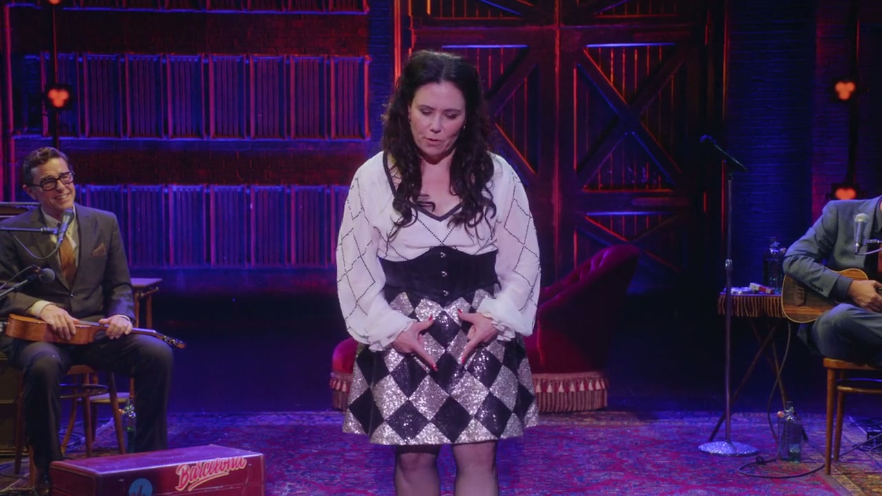 Alex Borstein: Corsets & Clown Suits Screenshot