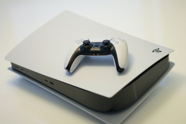 Sony pode vender menos PS5 de propósito e focar em assinaturas para aumentar os lucros