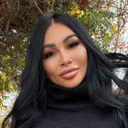 Brittanya-Razavi-Wallpapers-Insta-Fit-Bio-3