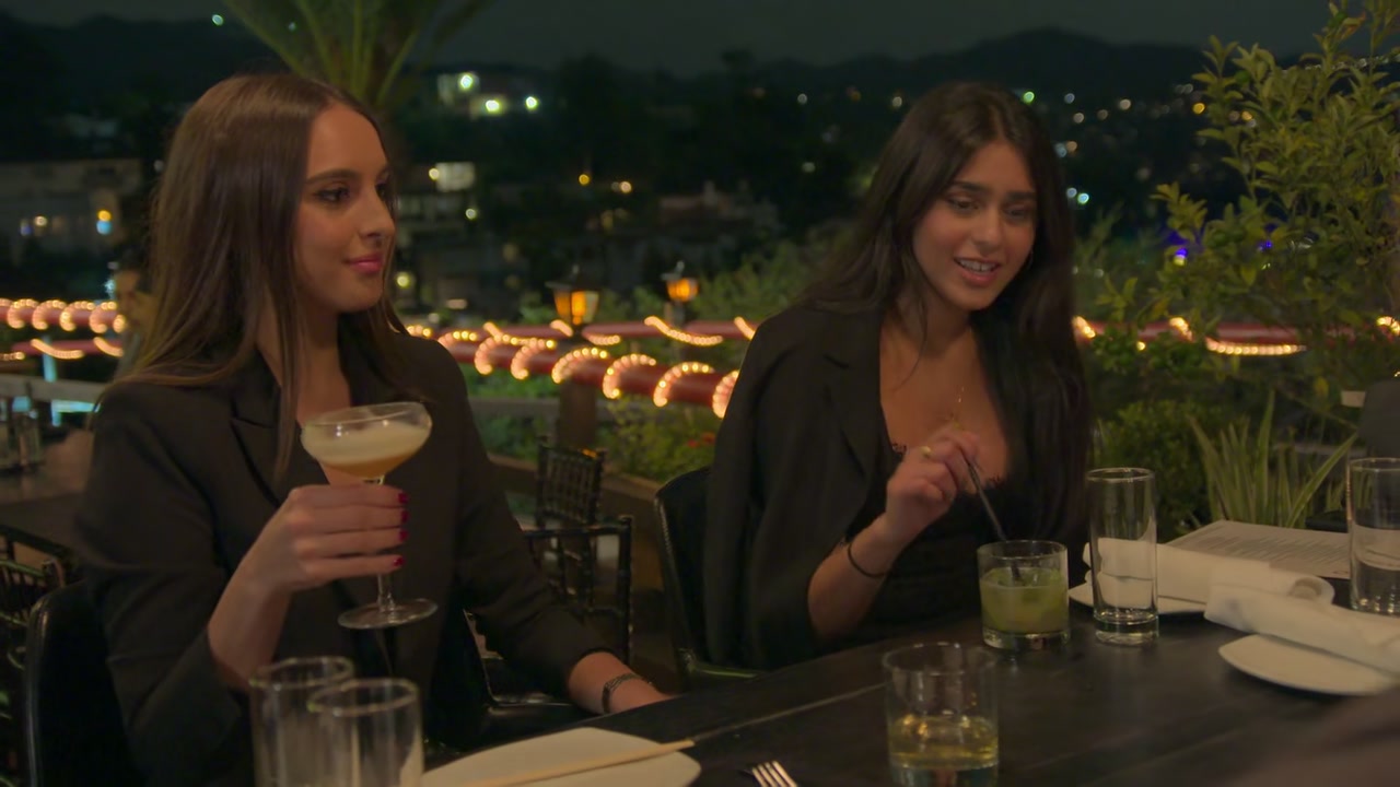 Buying Beverly Hills Screenshot