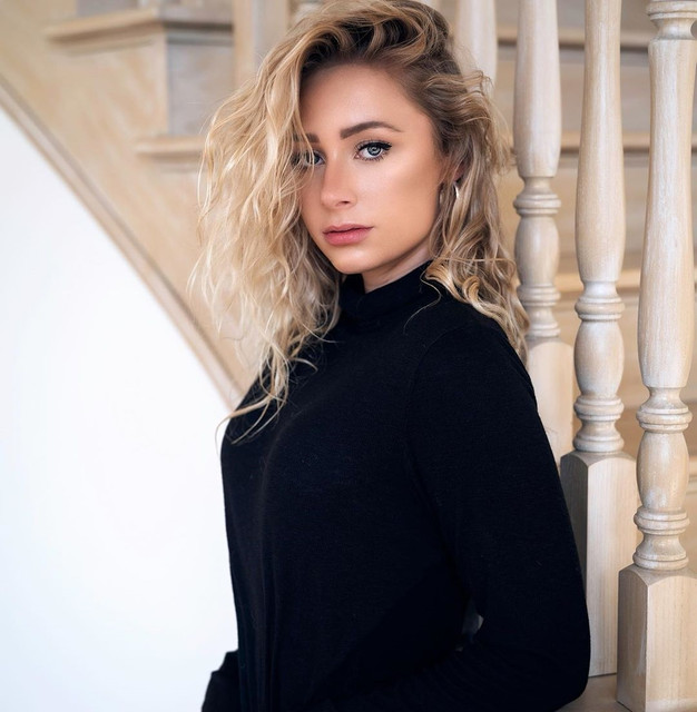 Emma-Toth-2.jpg