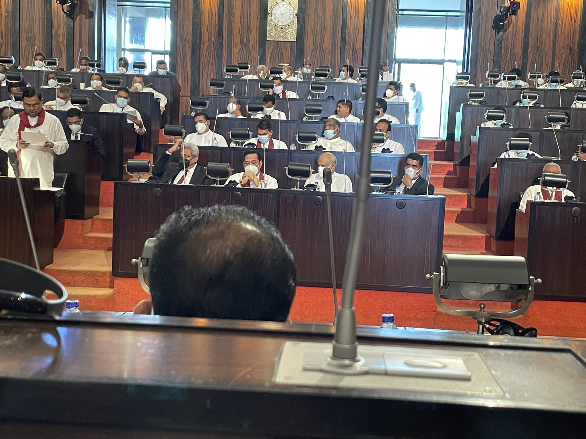 parl.jpg