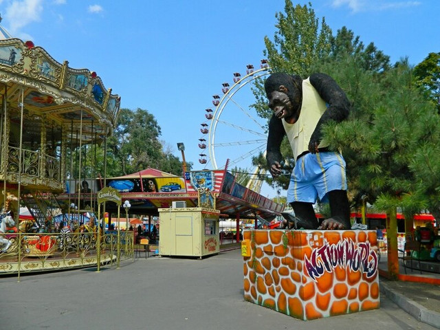 588