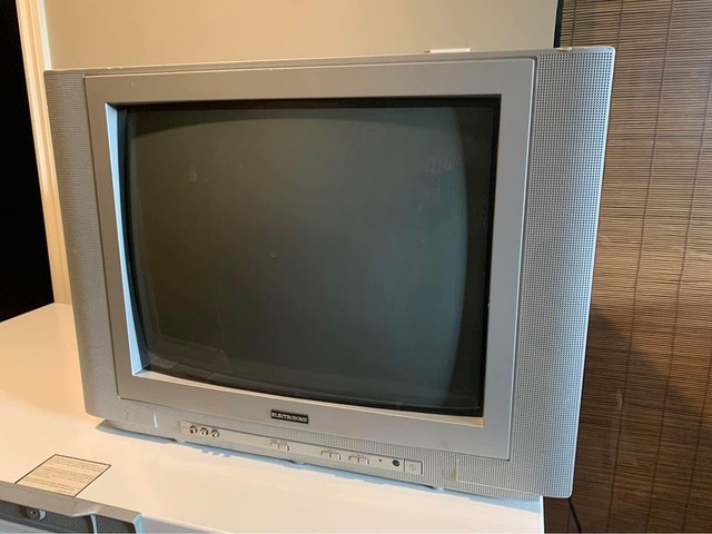 tv1.jpg