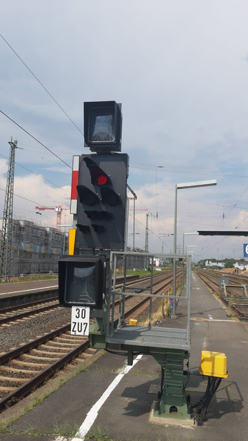 30zu7