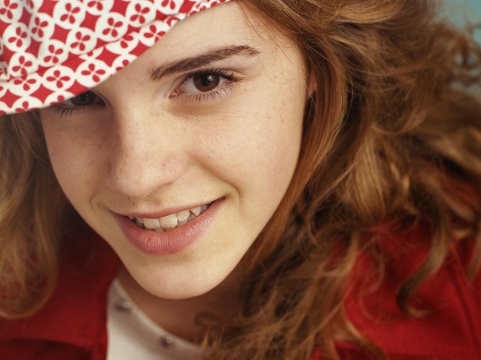 Emma-Watson-cute-3.jpg