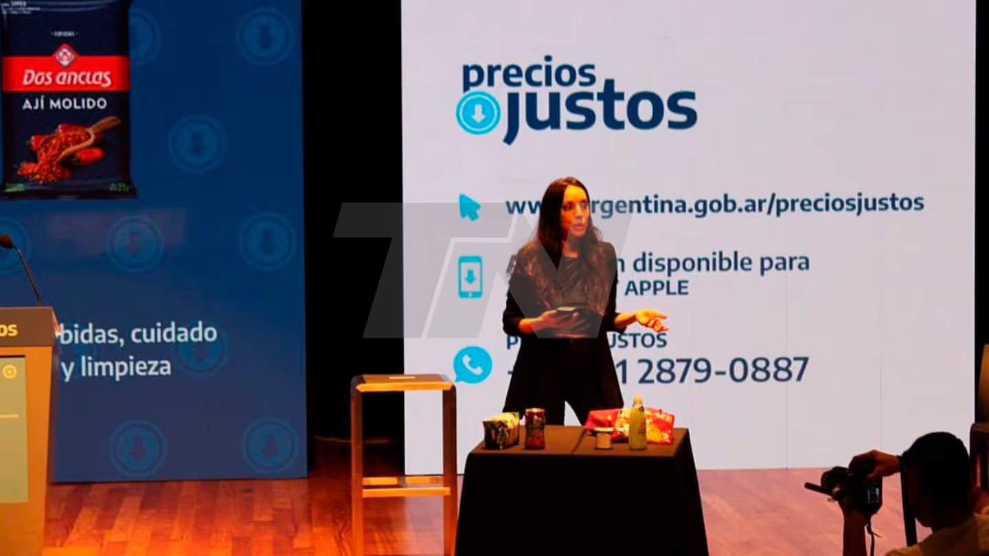 Tamara Pettinato fue contratada por US.500 para conducir un evento oficial durante la gestión de Alberto Fernández