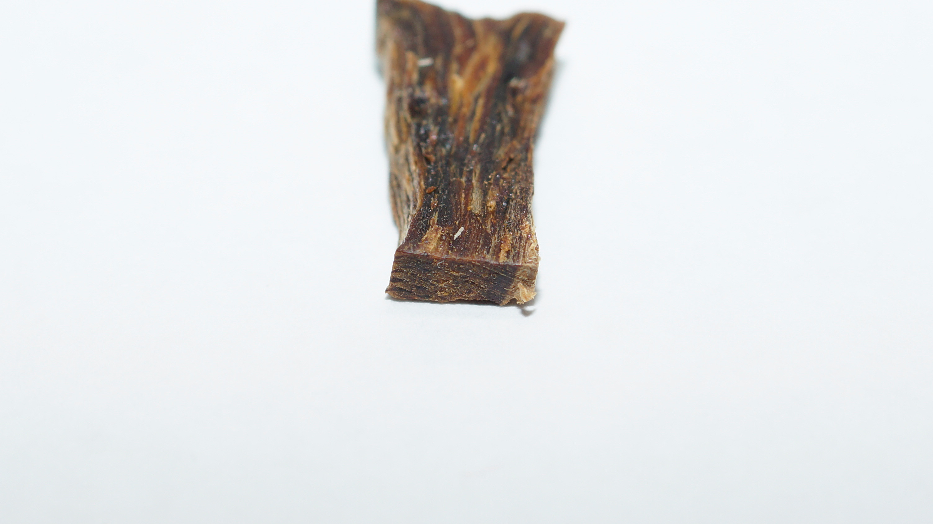 [Ouddict.com] Oud Wood