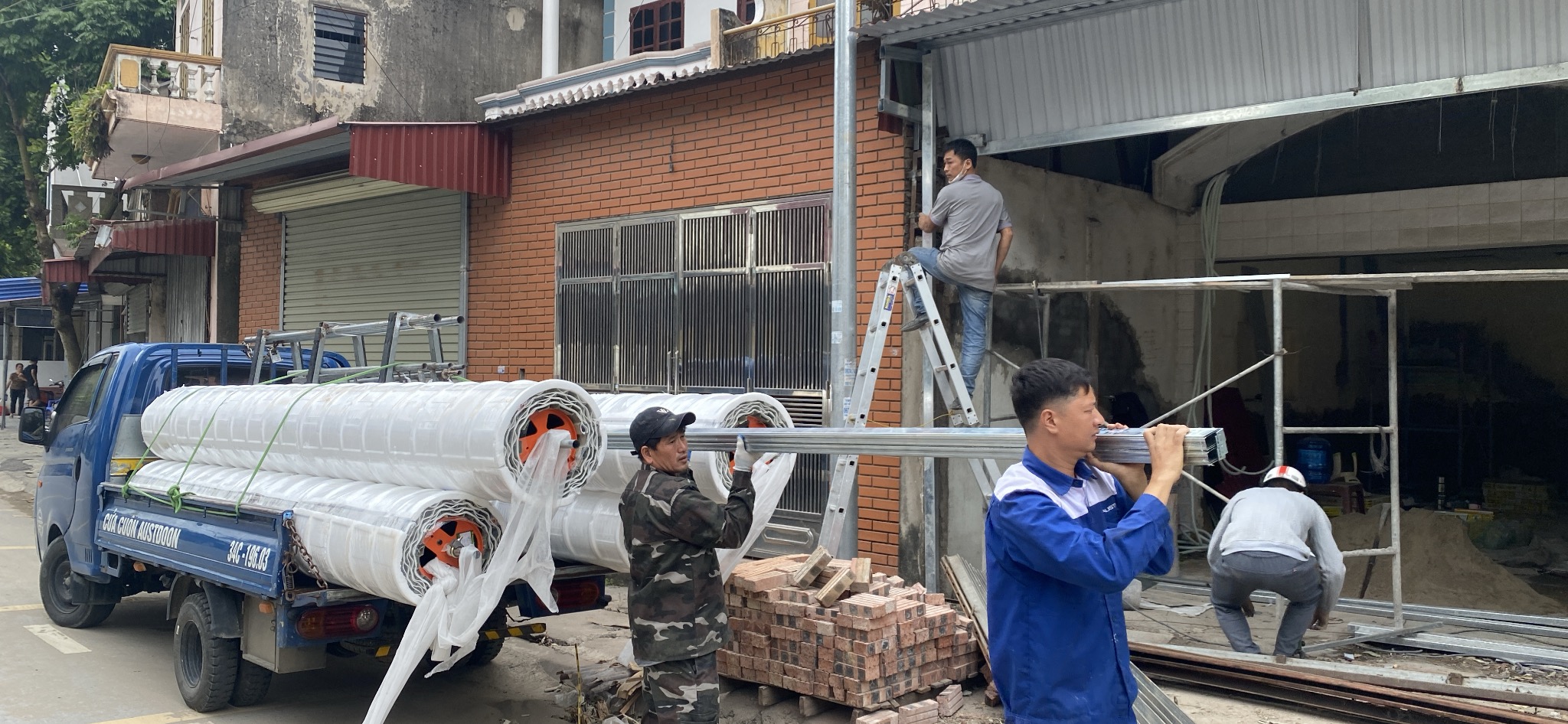 Công trình cửa xếp inox tại Hải Dương