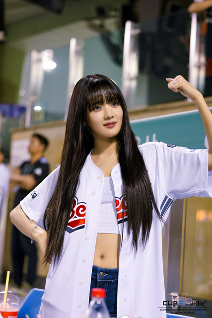 i dle (아이들) 민니 두산 베어스 시구 비하인드 10