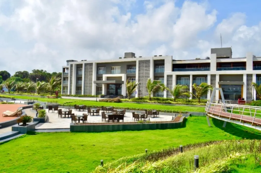 India's Largest Hotel Group Shifts Focus to Domestic Market