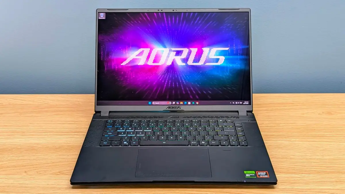 Flagship Laptop Performance in a Slim Chassis