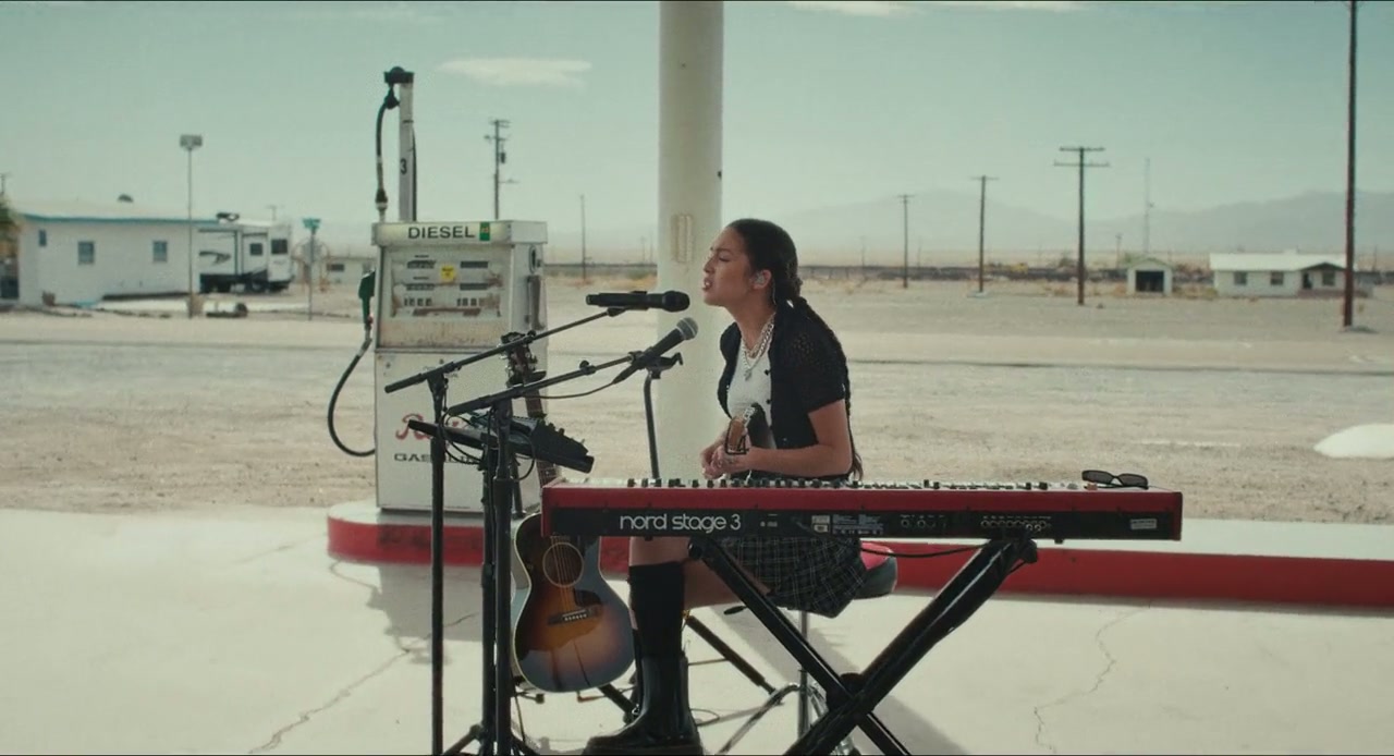 Olivia Rodrigo: Driving Home 2 U Screenshot