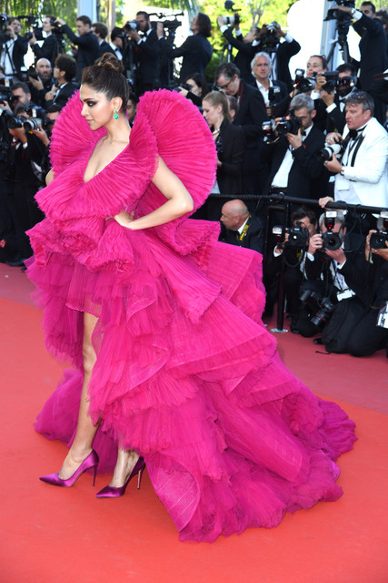Deepika-Padukone-41