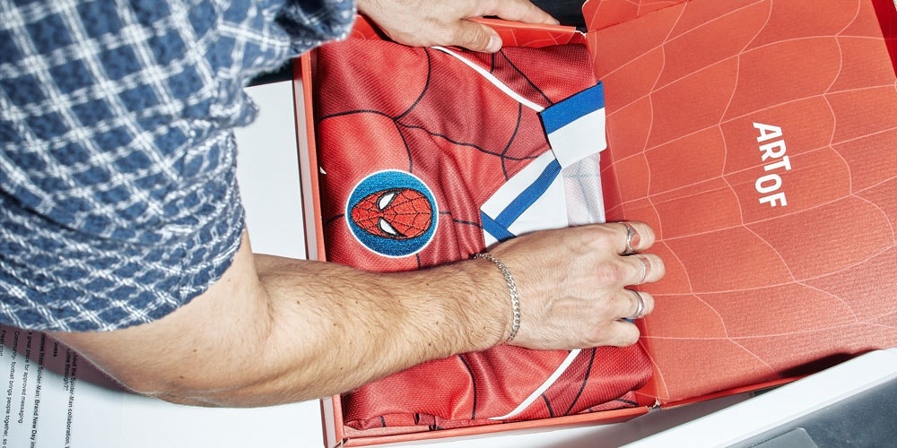 Nowa Kolekcja Art Of x Sony Pictures: Koszulka Piłkarska inspirowana Spider-Manem