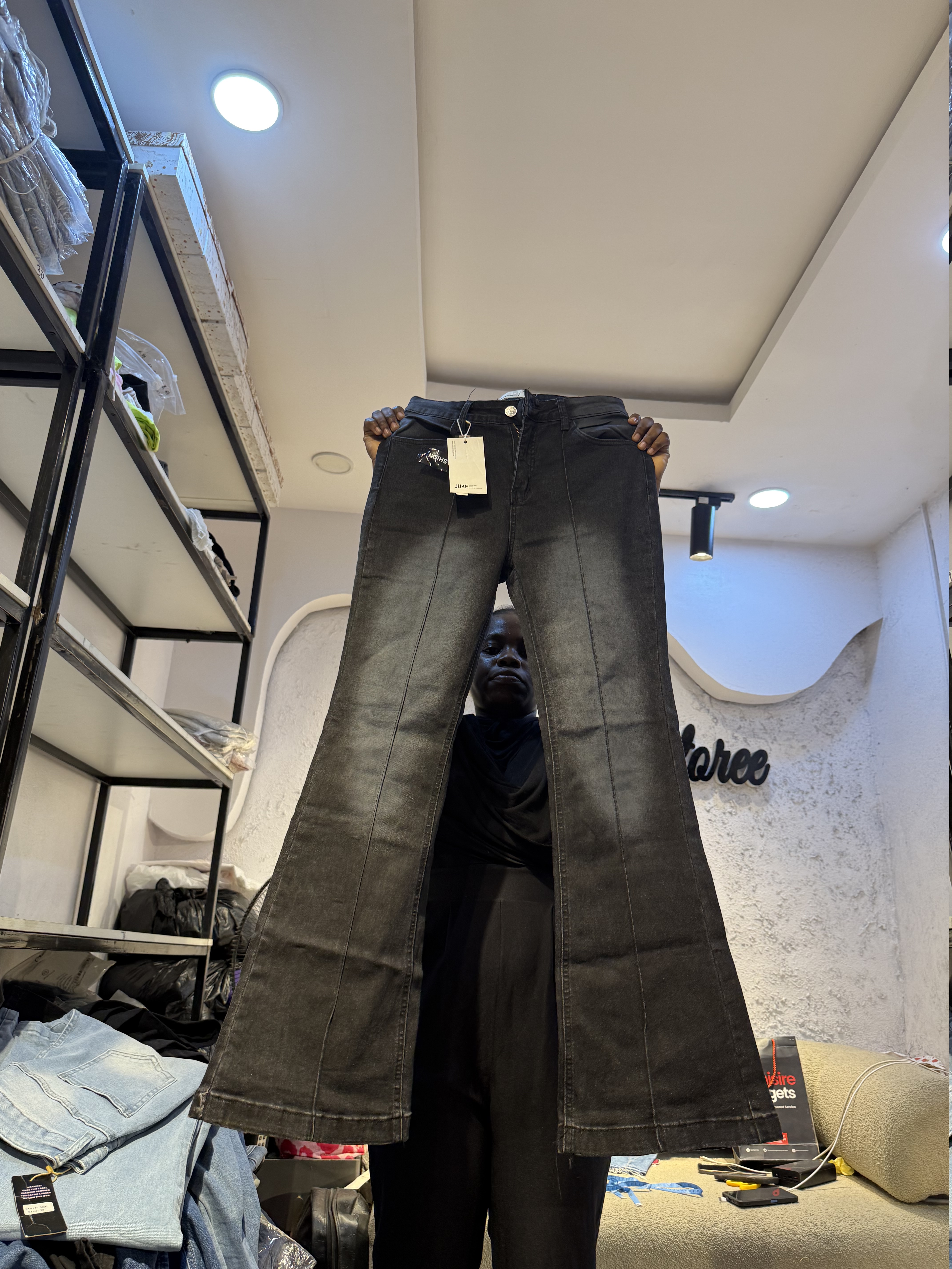 Waist 30