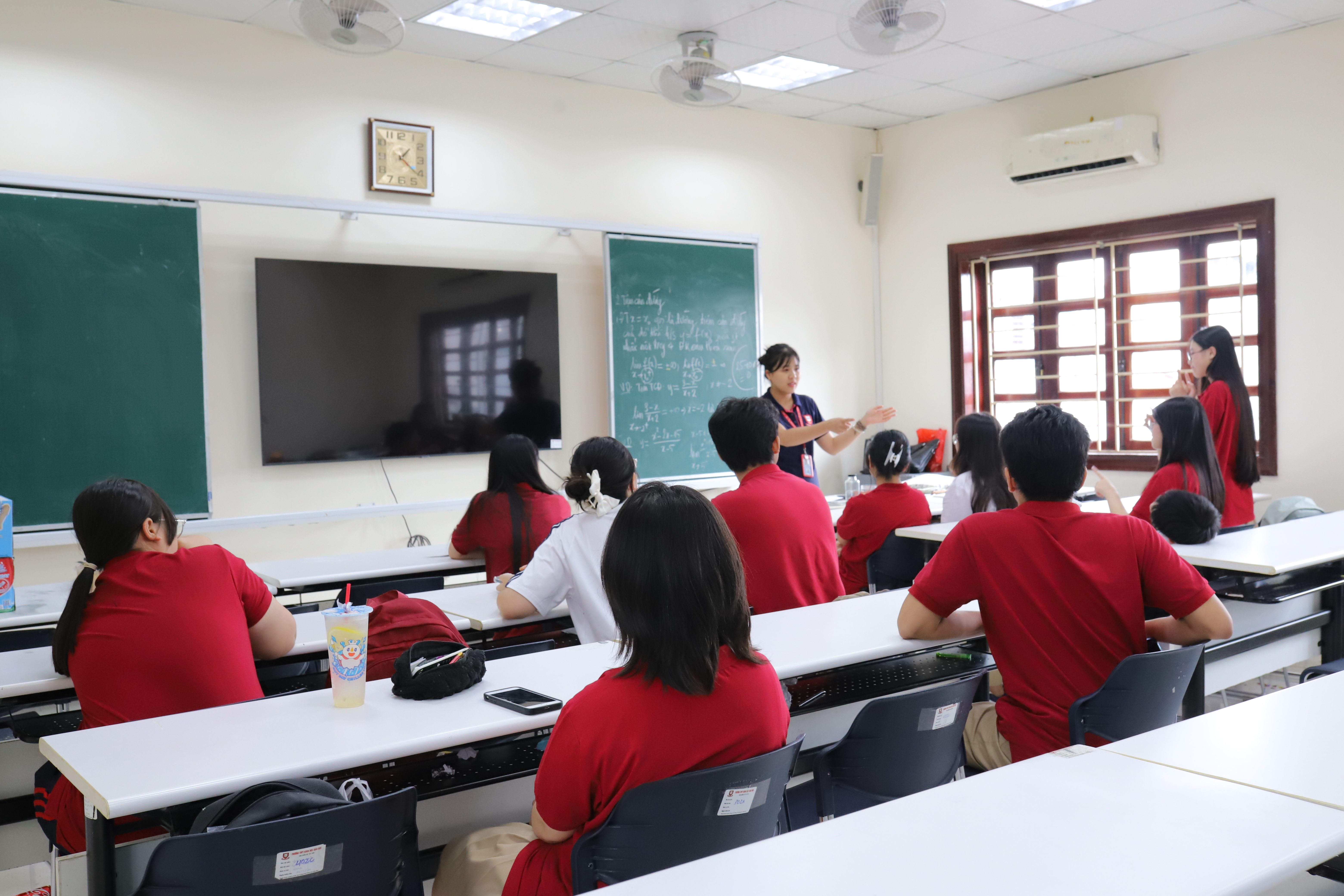 Sinh hoạt câu lạc bộ HES 21